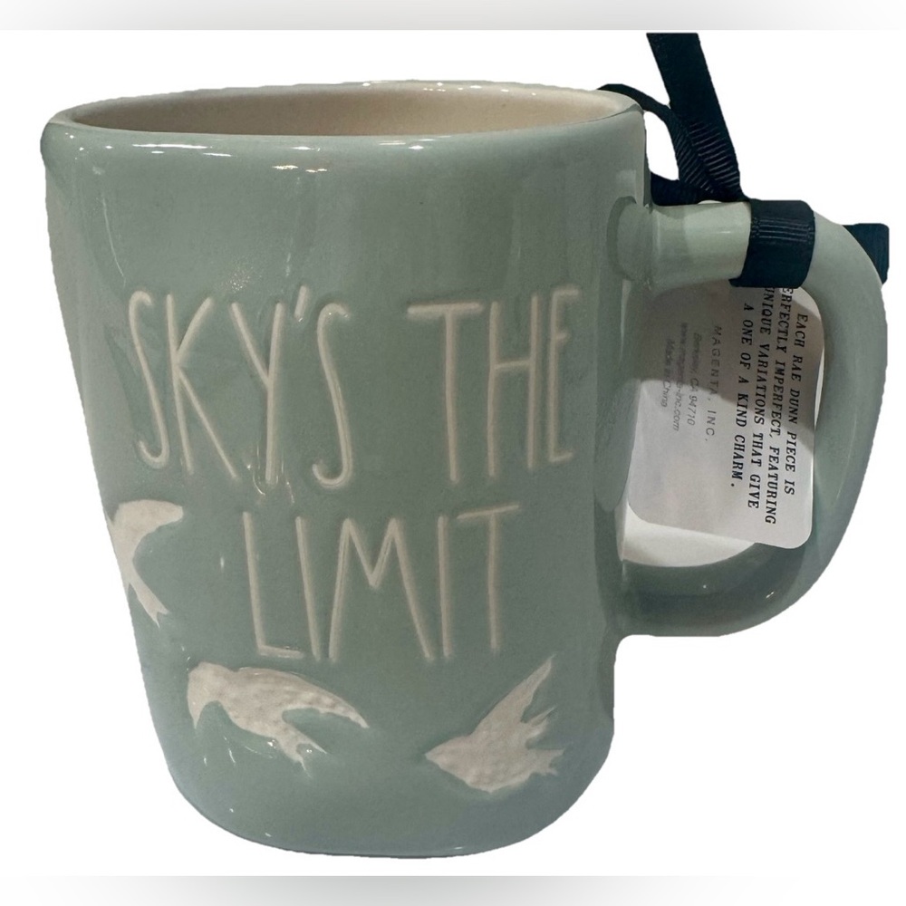RAE DUNN BLUE COFFEE MUG w/BIRDS FLYING “SKY’S THE LIMIT” SPRING SUMMER NEW